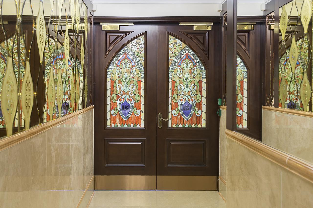 ザ ジョージ ストリート ホテル オックスフォード エクステリア 写真 The doors of the sanctuary